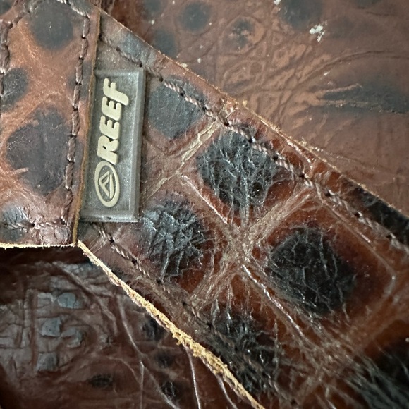 Reef leather flip flops Sz 9 - Picture 2 of 3